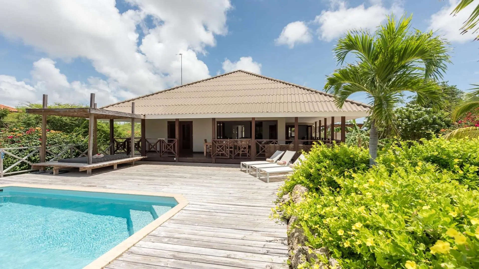 Contemporary Design With Comfort And Style Villa Blue Jan Thiel Curacao